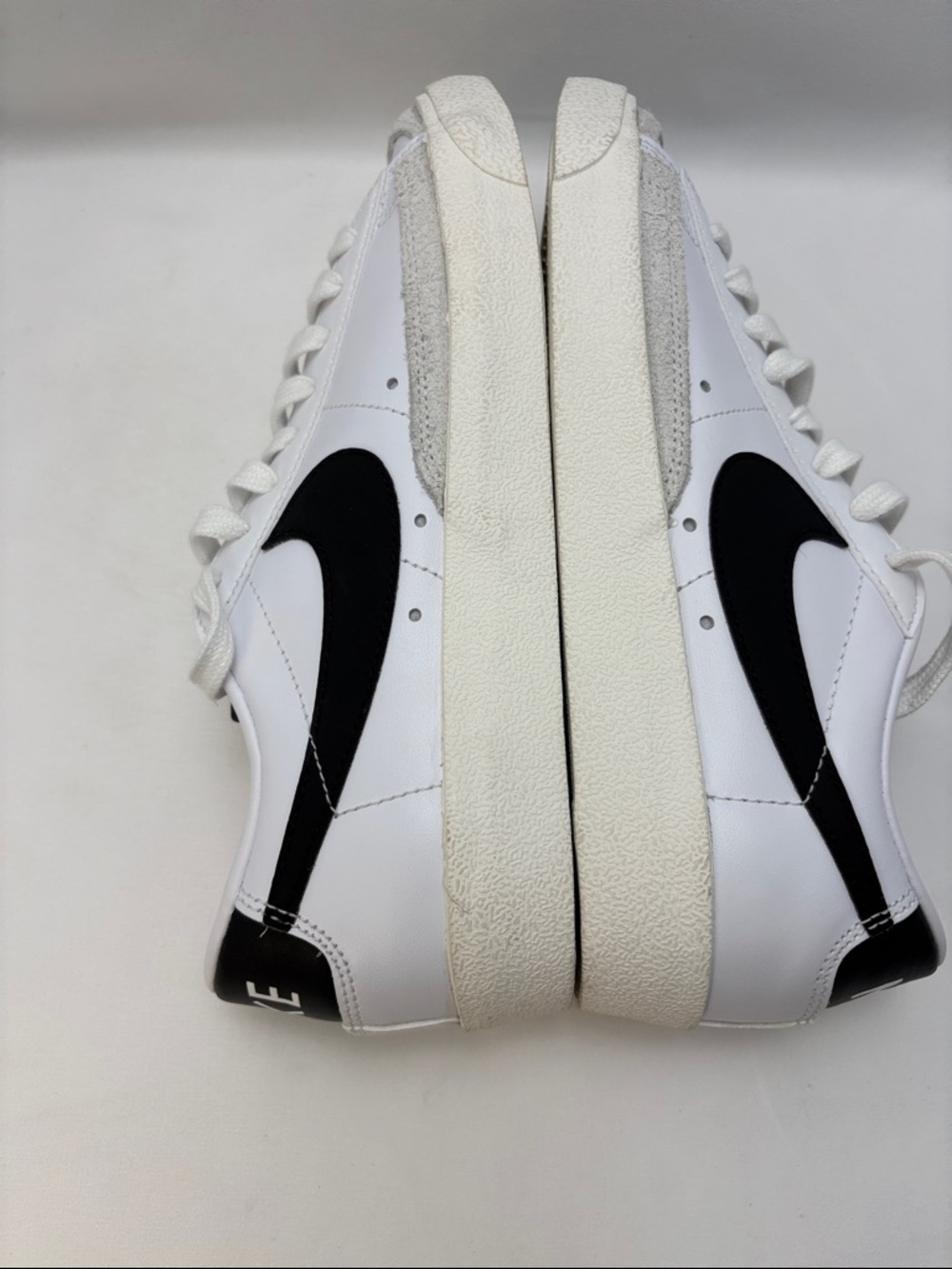 Nike Blazer Low ‘77 Women’s Sz8.5 New White with Black Swoosh Sneakers #323 - Picture 6 of 14
